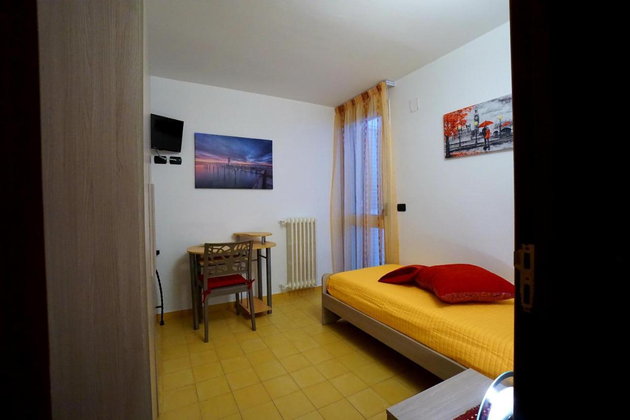 Aretè Apartments Lecce Esterno foto