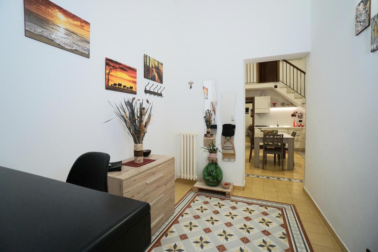 Aretè Apartments Lecce Esterno foto