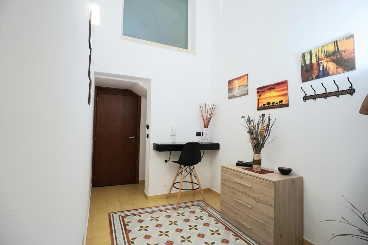 Aretè Apartments Lecce Esterno foto